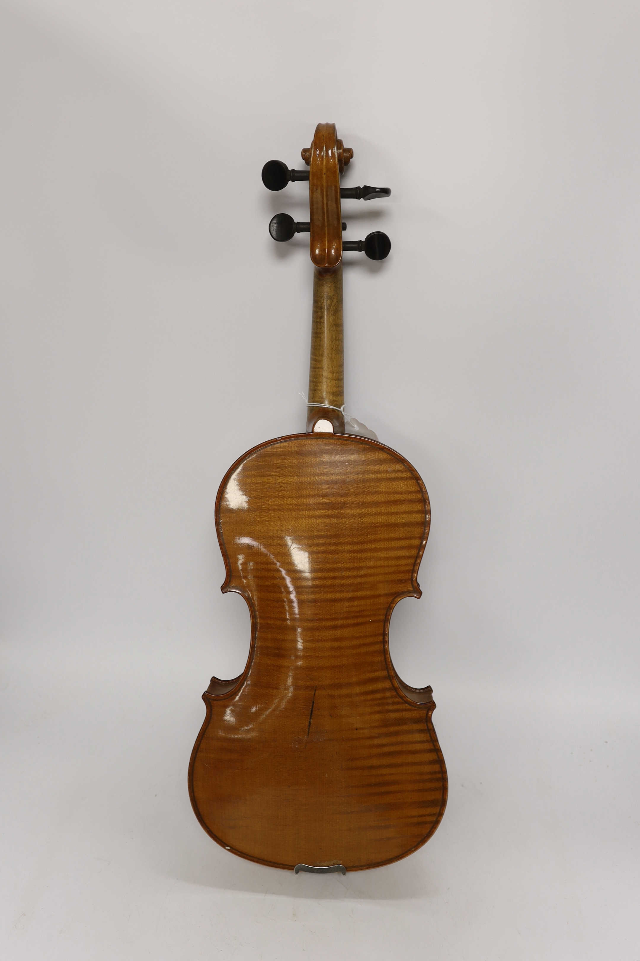 An early twentieth century violin, body 36cm